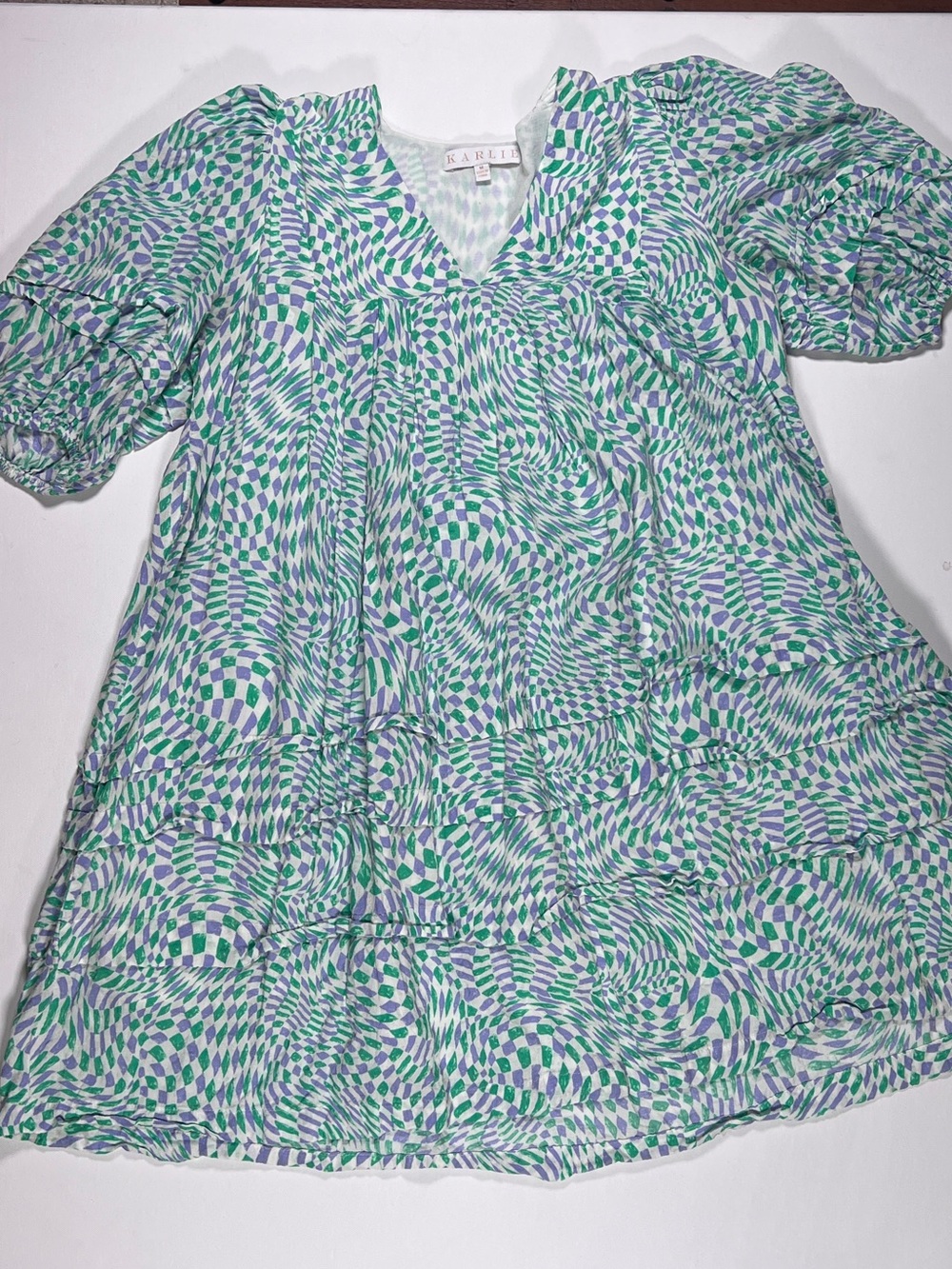 KARLIE Geometric print puff sleeve v neck mini dress M